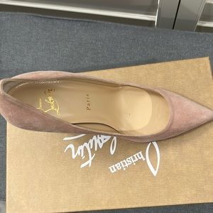 LOUBOUTIN nude pink red bottoms. Size 7